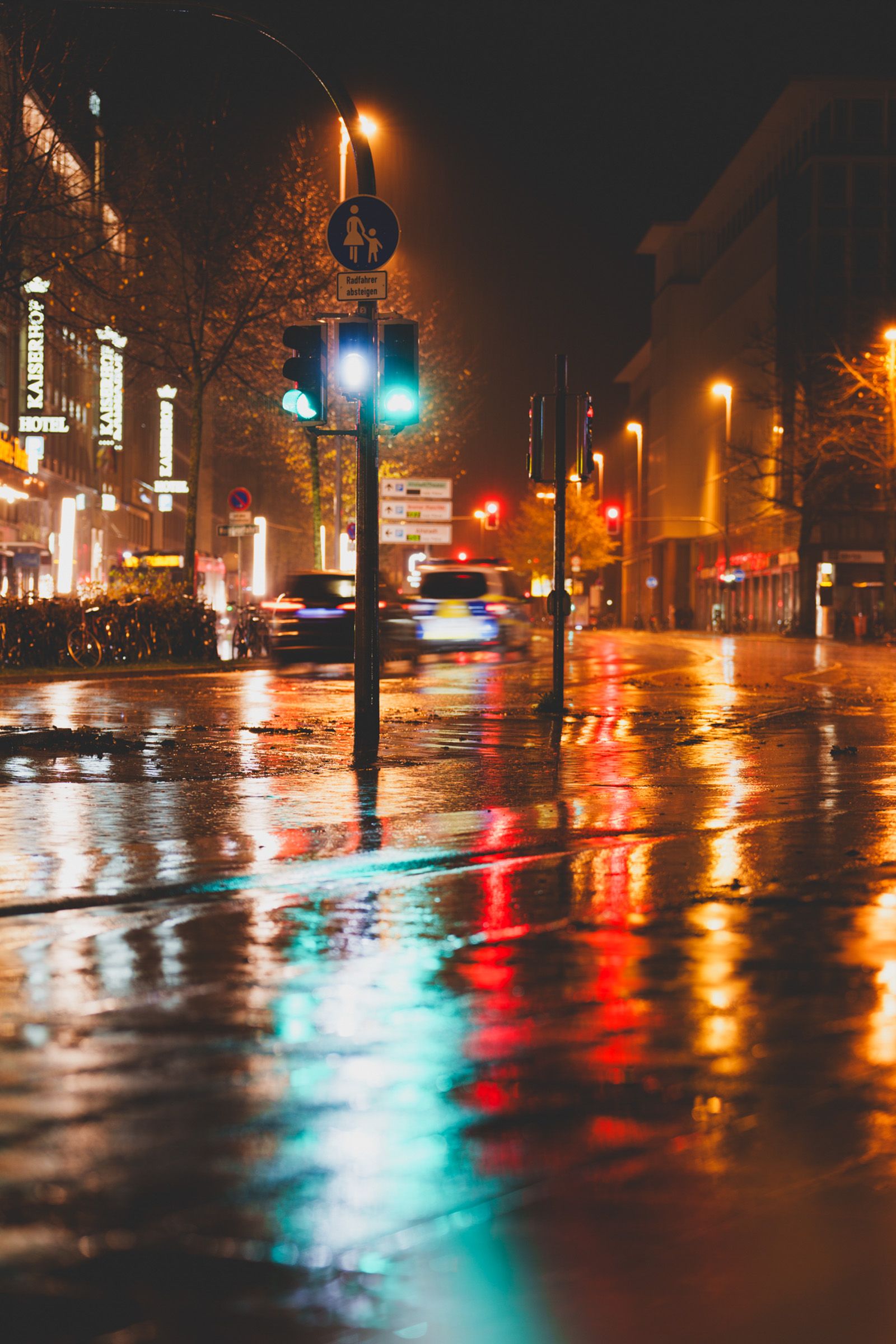 Straße bei Nacht und Regen - Münster